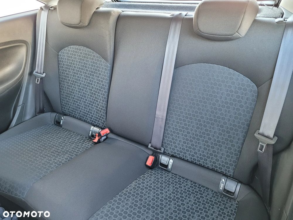 Opel Corsa 1.4 Cosmo - 19