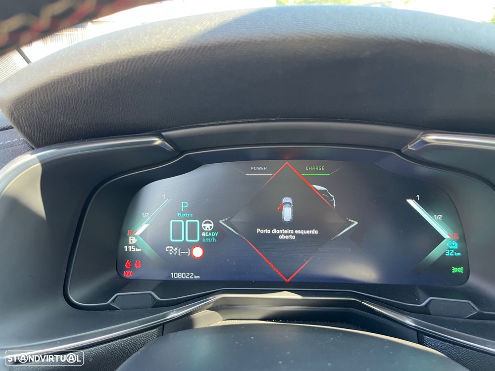 DS DS7 Crossback E-Tense Performance Line EAT8 - 33