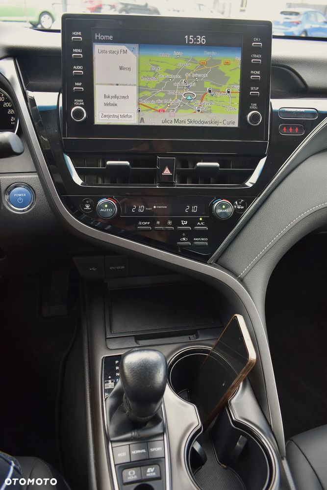 Toyota Camry 2.5 Hybrid Prestige CVT - 5