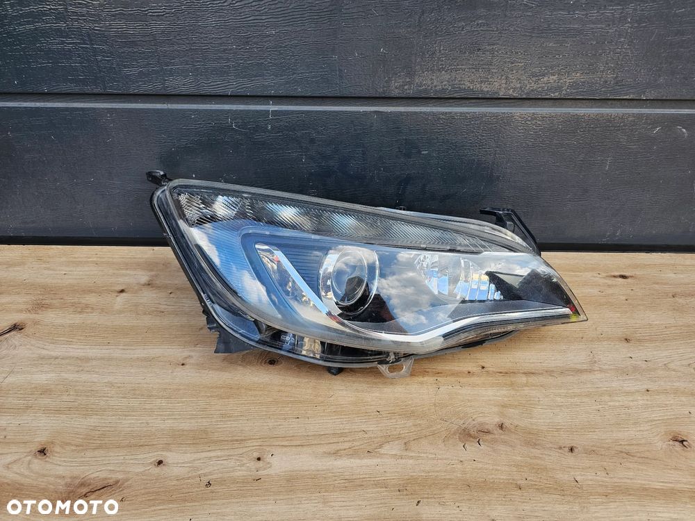 LAMPA PRAWA PRZEDNIA PRAWY PRZÓD OPEL ASTRA J BI-XENON LED EUROPA DEMONTAŻ ORYGINAŁ 13253651 - 1
