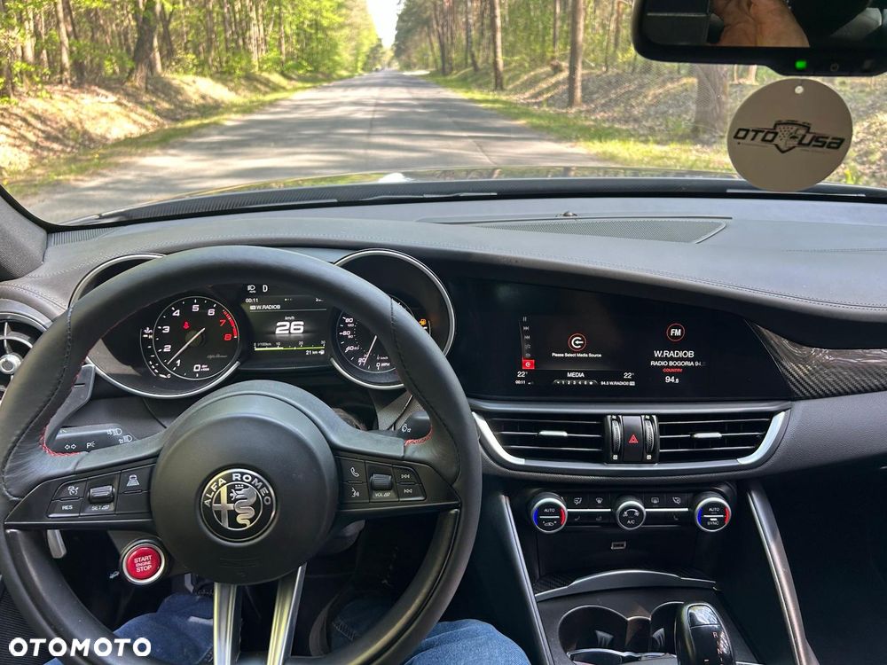 Alfa Romeo Giulia 2.9 V6 Bi-Turbo AT8 Quadrifoglio - 18