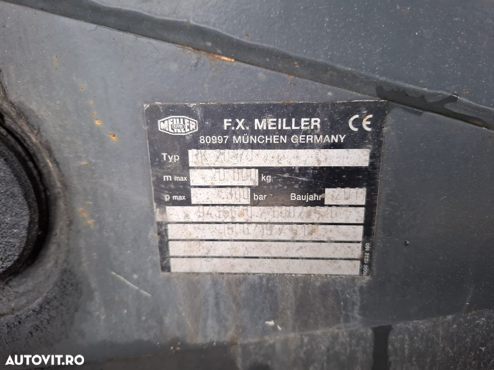 Mercedes-Benz ACTROS - 19