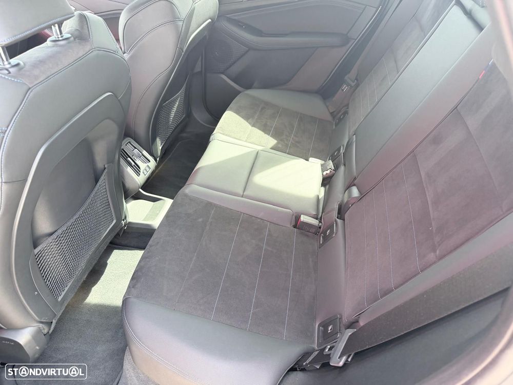 BMW 225xe Active Tourer e xDrive Pack Desportivo M - 36