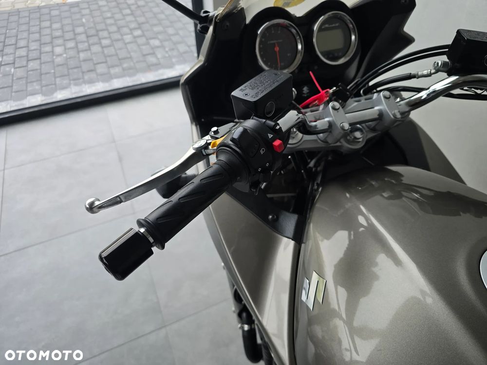 Suzuki Bandit - 28