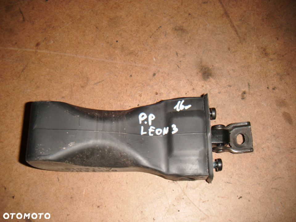 seat leon III ogranicznik drzwi prawy przód - 1