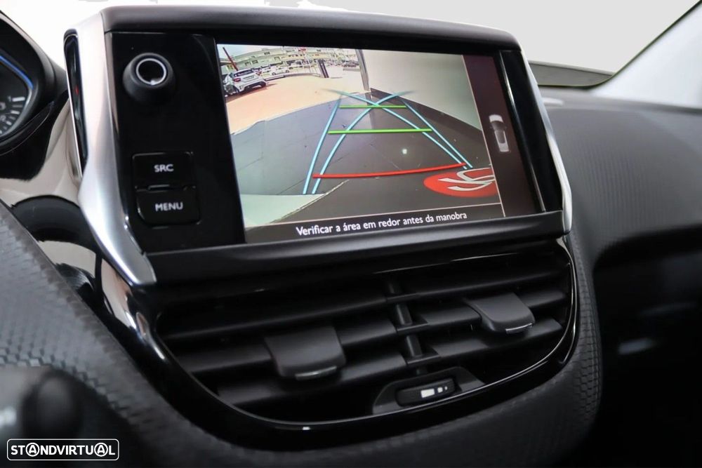 Peugeot 2008 1.2 PureTech Allure - 7