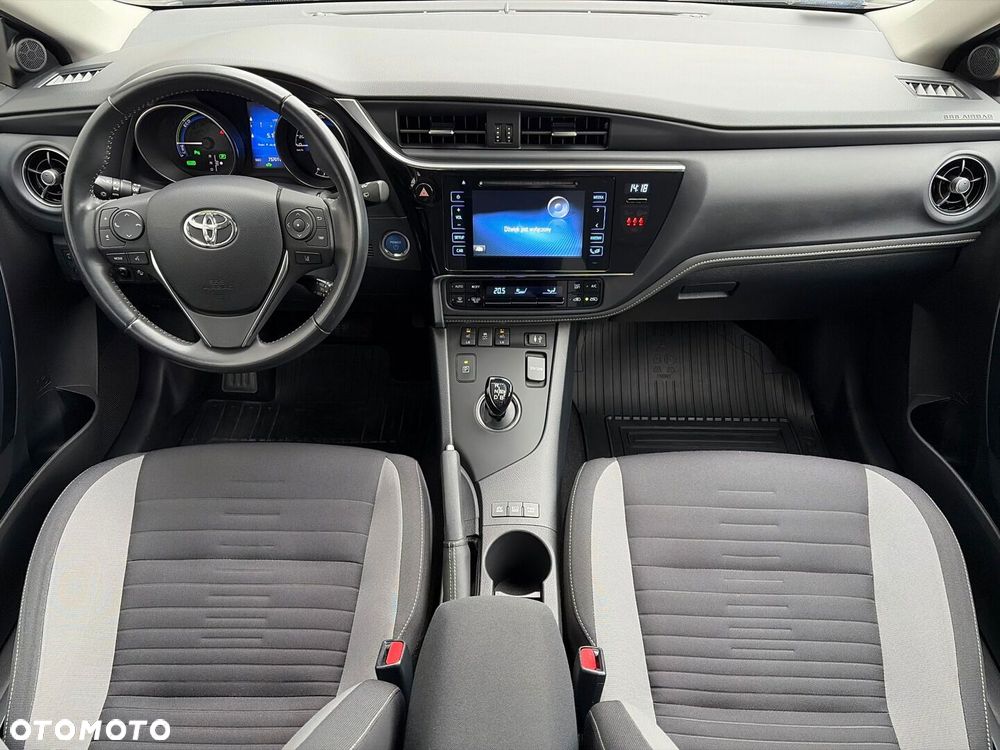 Toyota Auris - 7