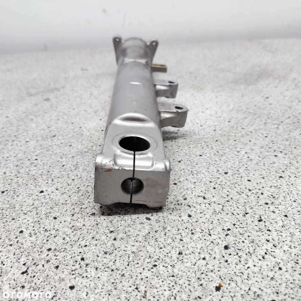 Goleń prawy Suzuki RF 600 RF600 - 5