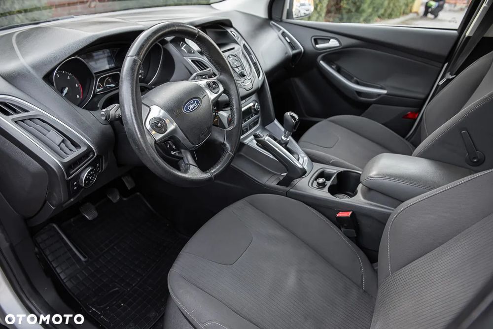 Ford Focus 1.6 TDCi DPF Champions Edition - 16