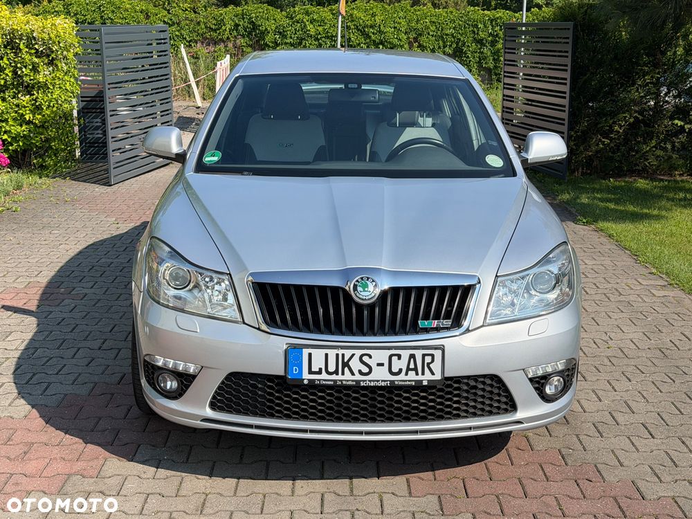 Skoda Octavia 2.0 TSI RS - 12