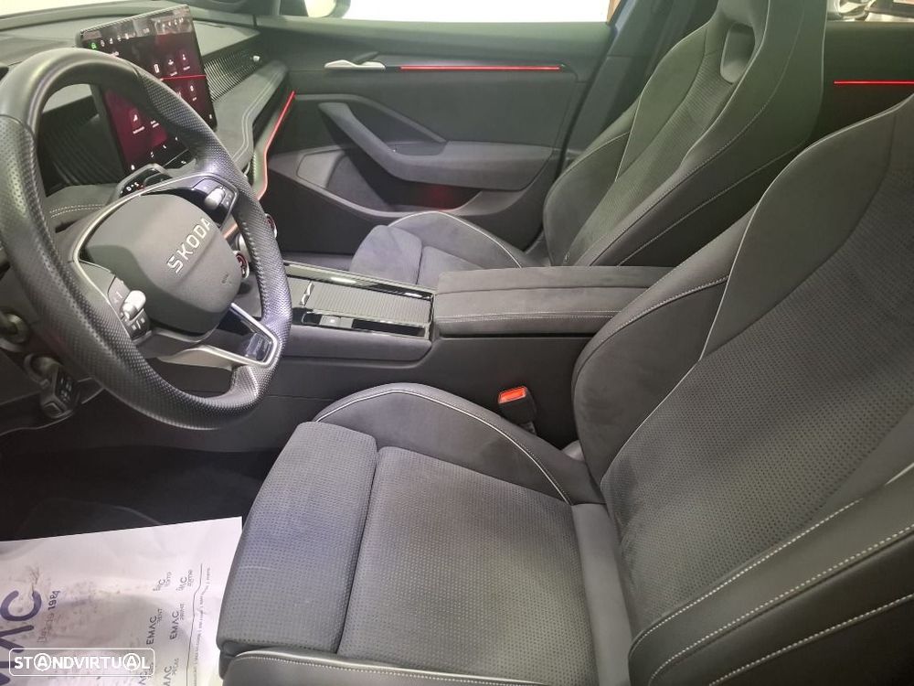 Skoda Superb Break 2.0 TDI Sportline DSG - 14