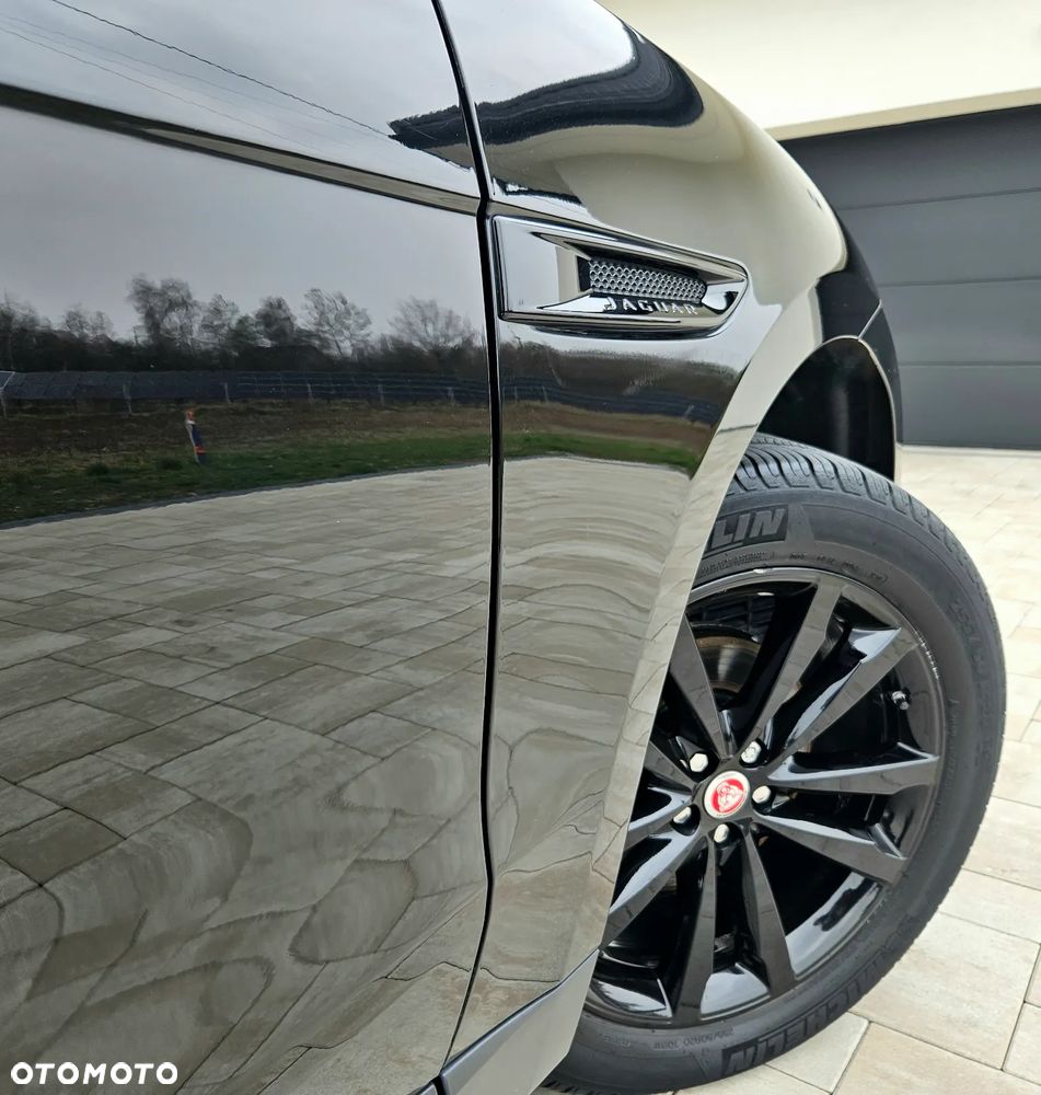 Jaguar F-Pace 20d AWD Prestige - 19