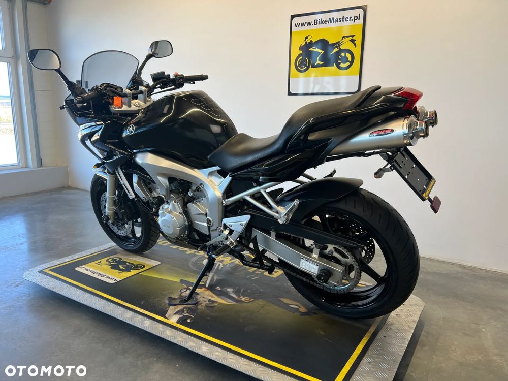 Yamaha FZ6 - 5