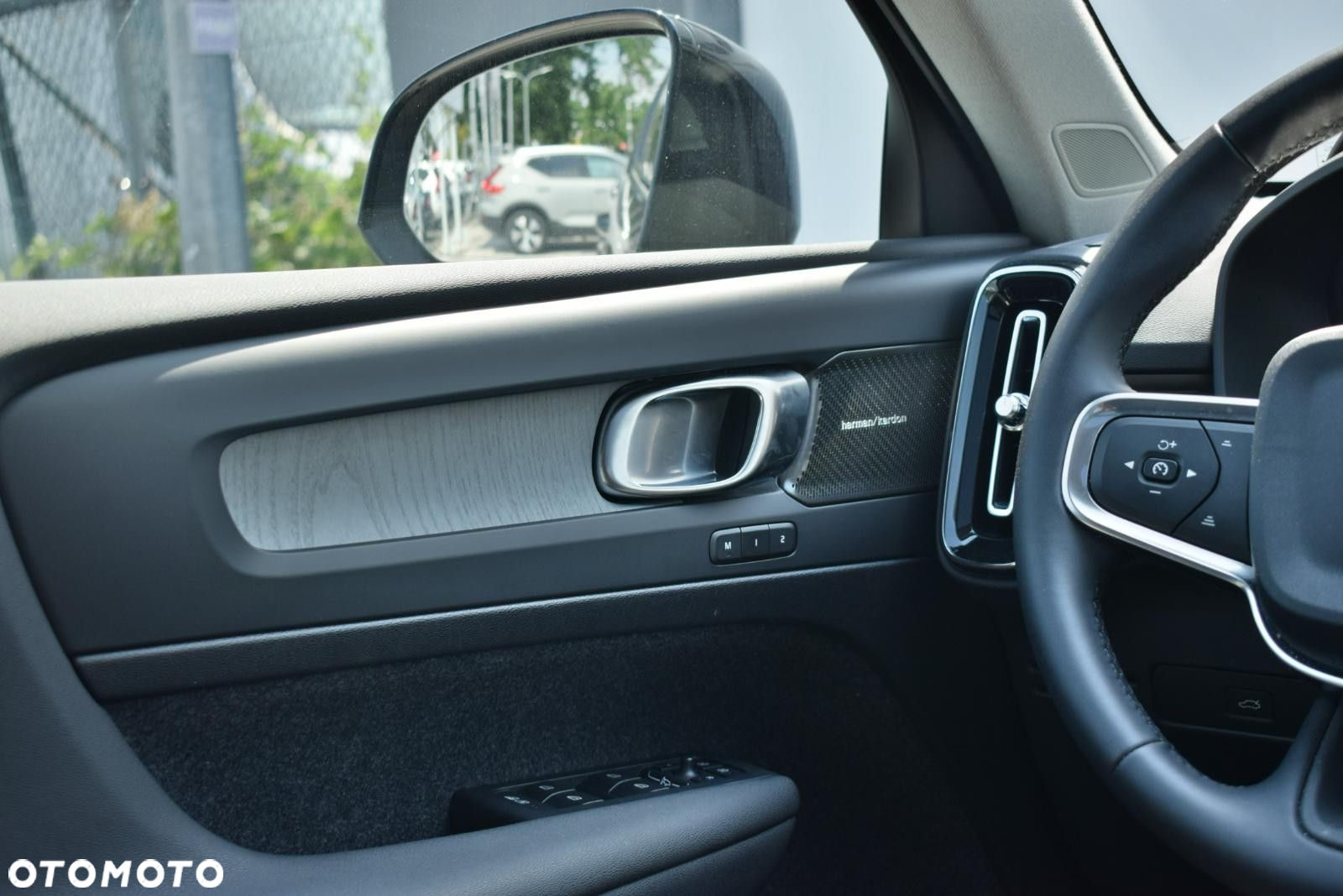 Volvo XC 40 - 15