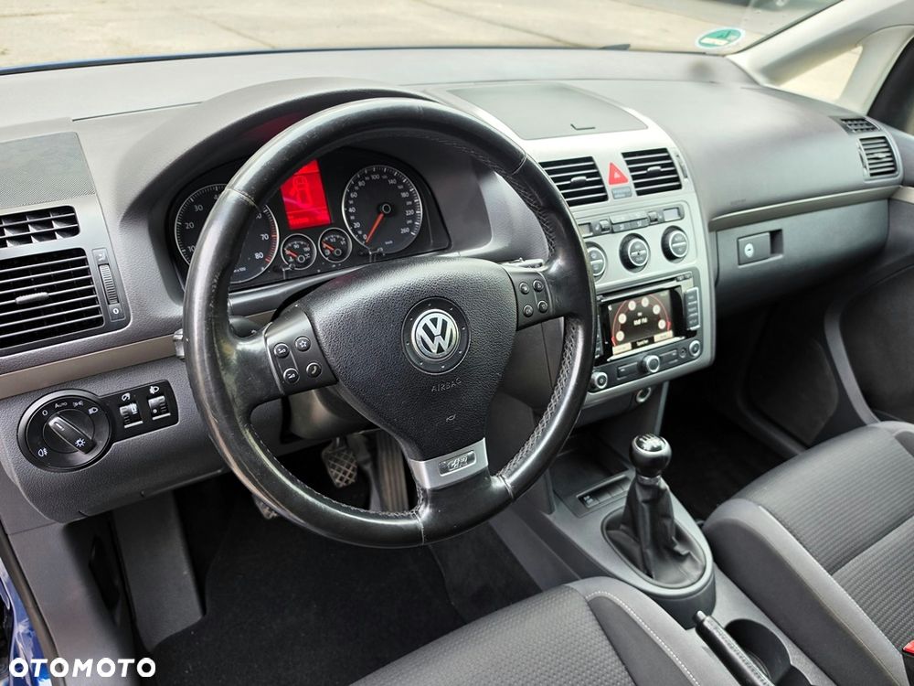 Volkswagen Touran 1.4 TSI R-Line Edition - 26