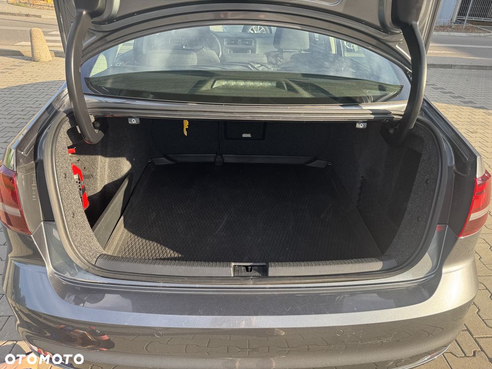 Volkswagen Jetta 1.4 TSI BMT Comfortline - 10