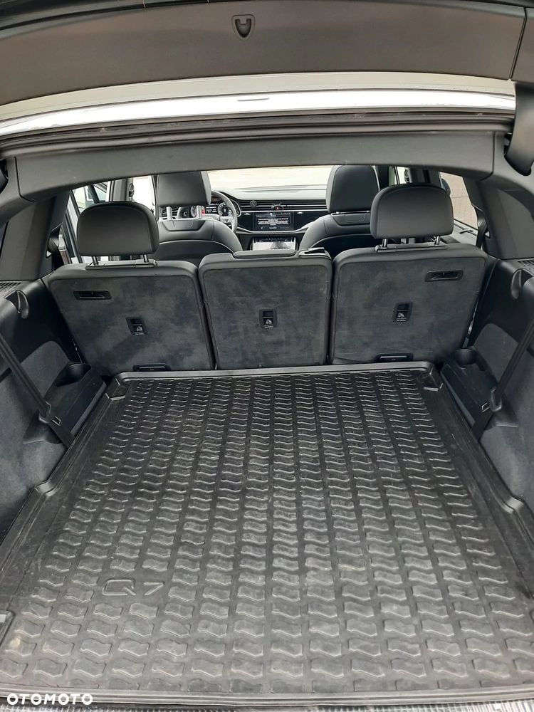 Audi Q7 55 TFSI mHEV Quattro Tiptr - 27