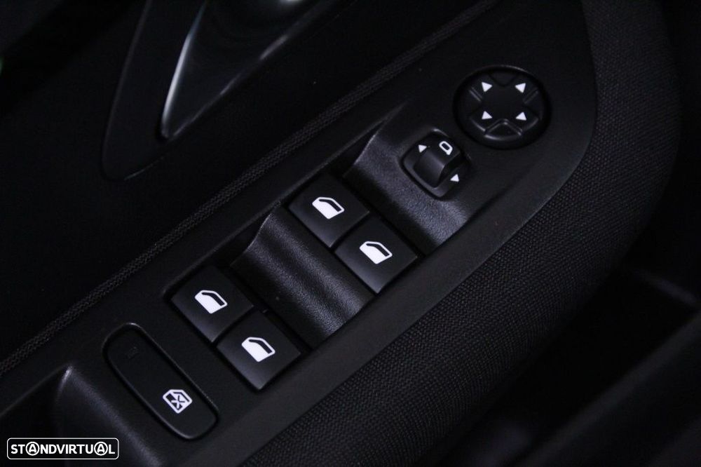 Peugeot 208 1.2 PureTech Active - 20