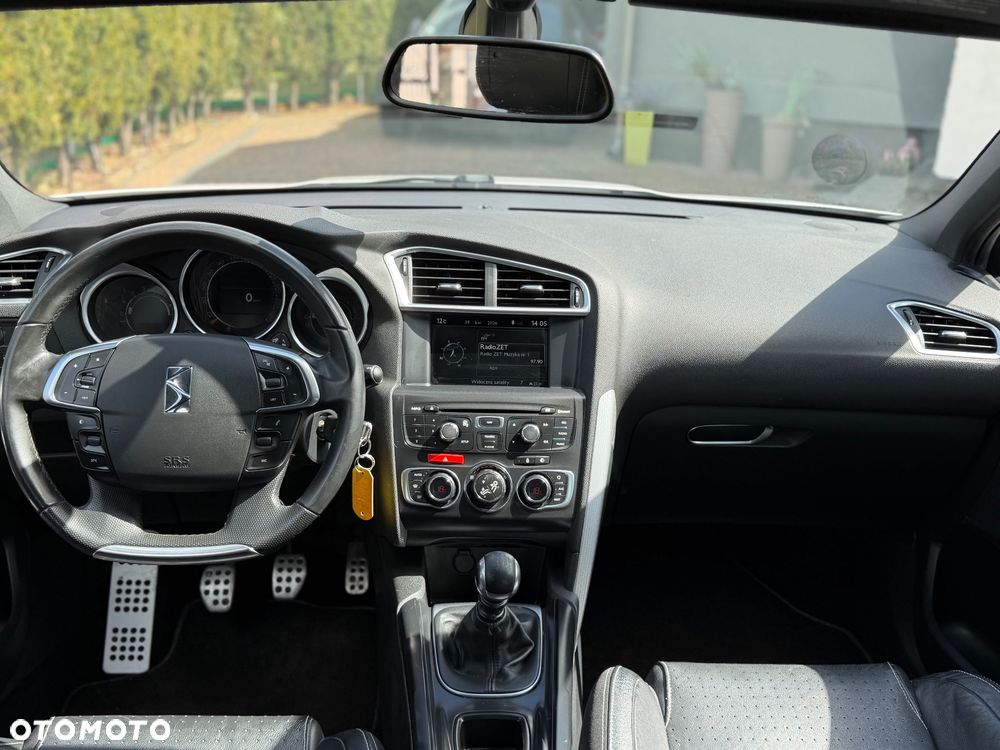 Citroën DS4 HDi 165 SportChic - 14