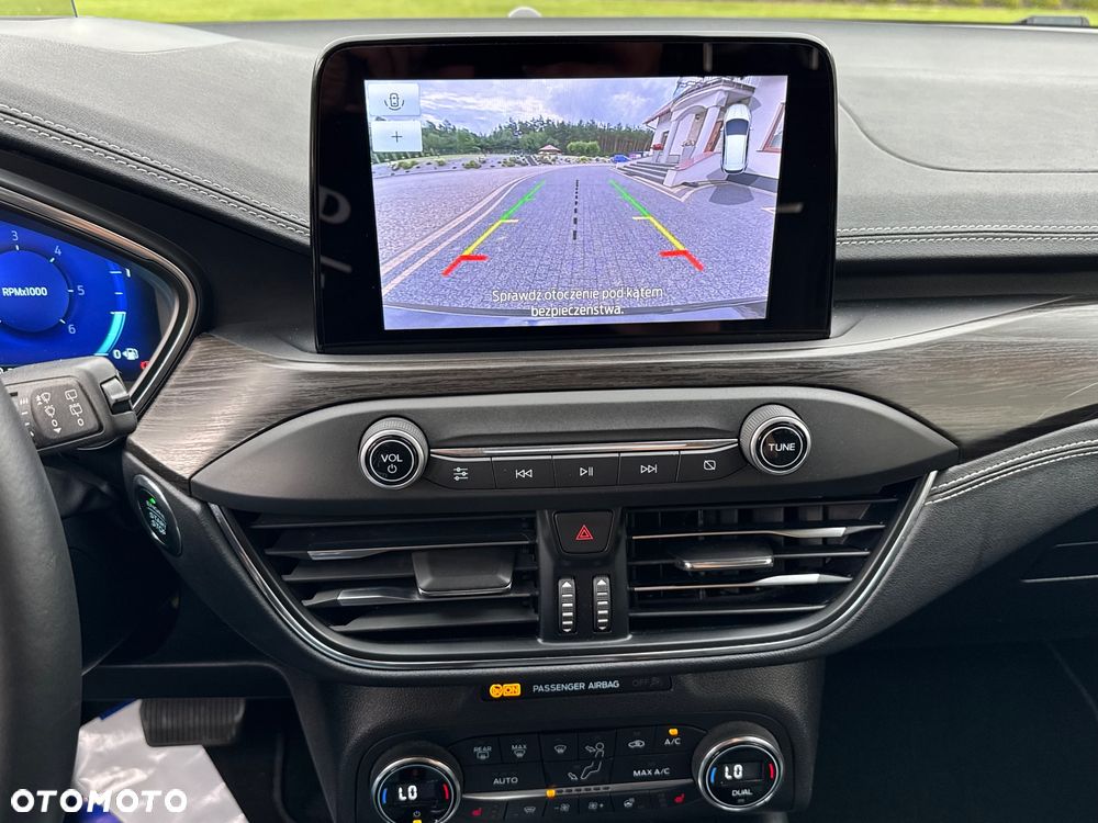 Ford Focus Turnier 1.5 EcoBlue Start-Stopp-System TITANIUM VIGNALE - 36