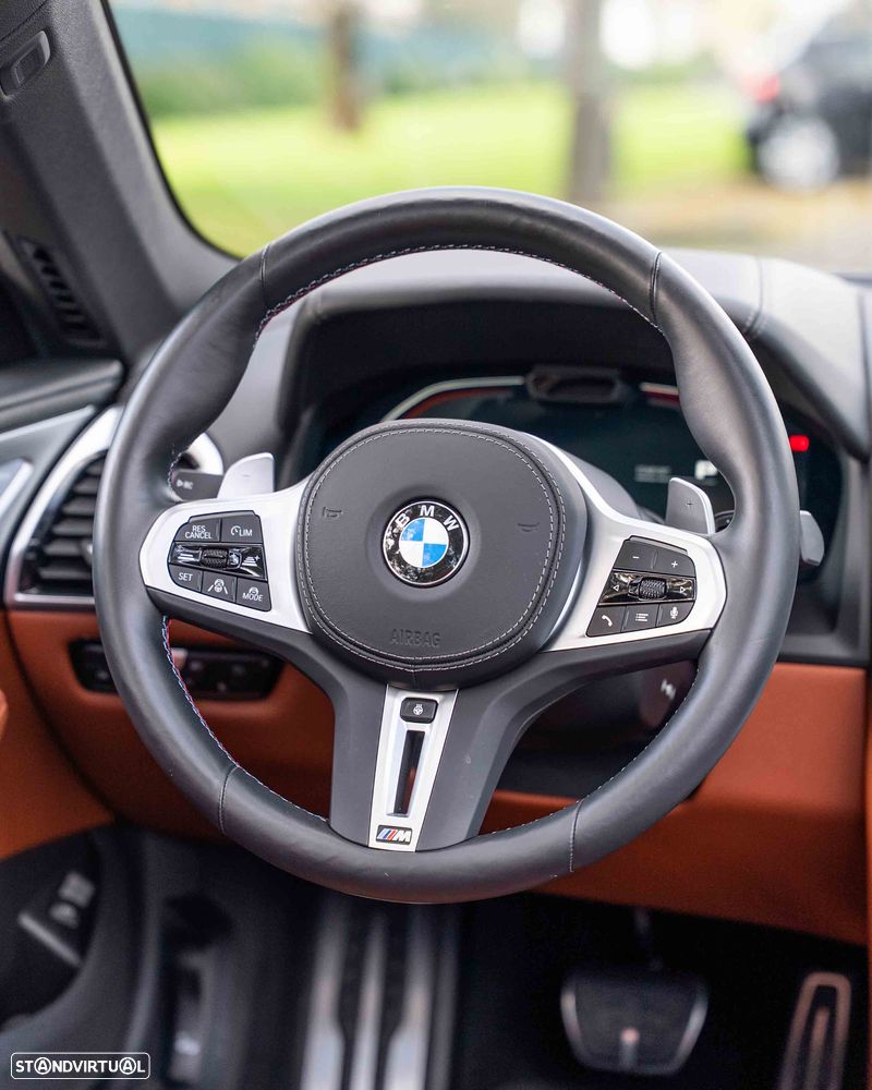 BMW M850i xDrive - 19