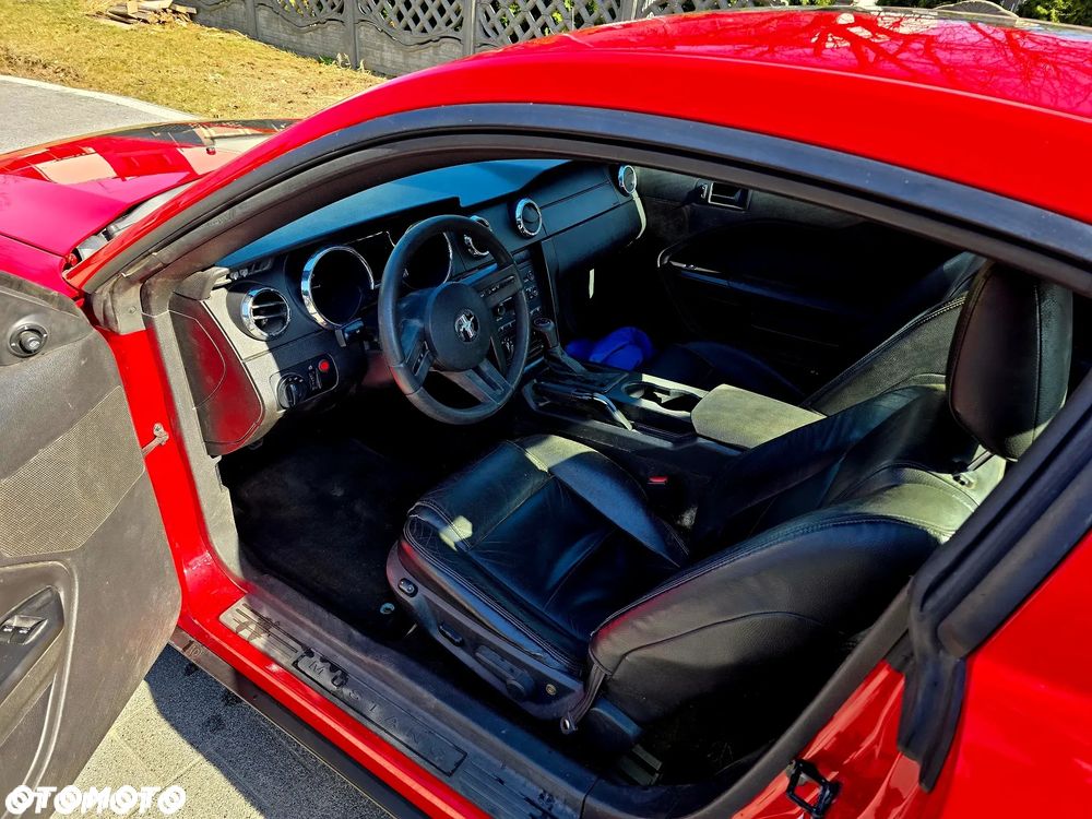 Ford Mustang - 7