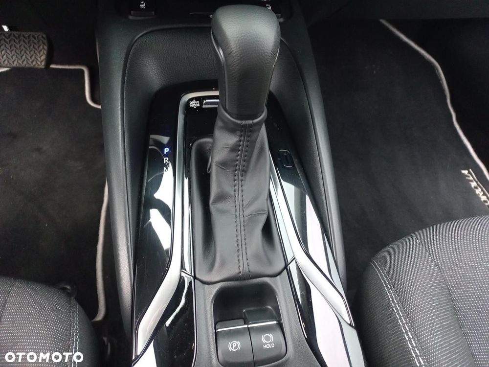 Toyota Corolla 1.8 Hybrid Style - 18