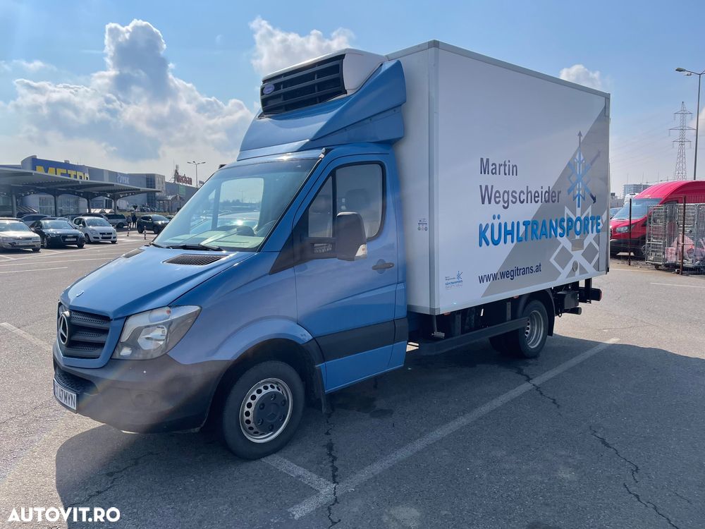 Mercedes-Benz Sprinter frigorific cu lift - 2