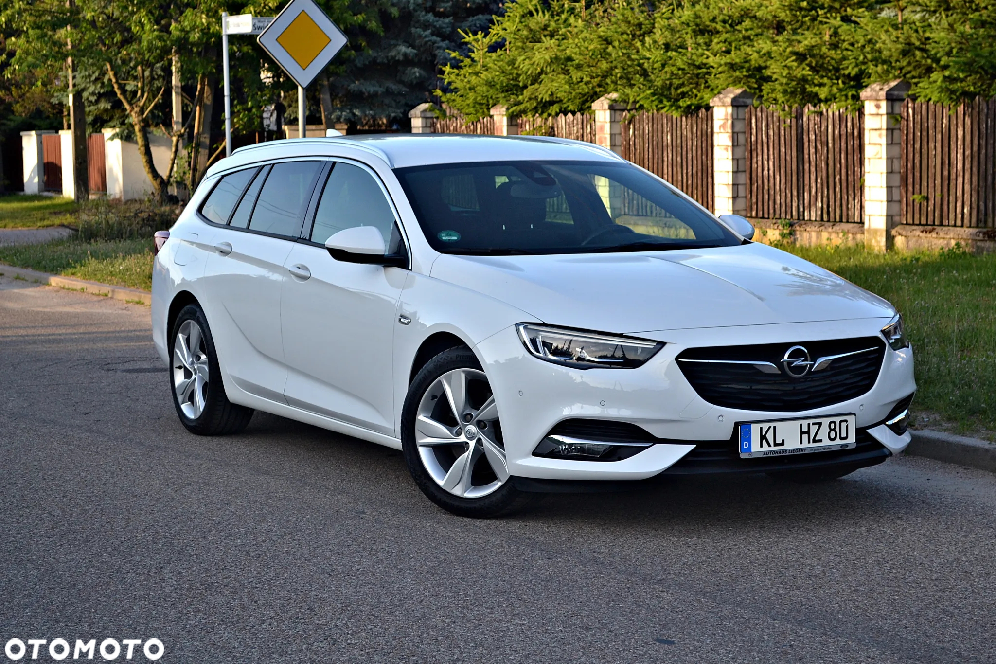 Opel Insignia 1.5 T Innovation S&S - 21