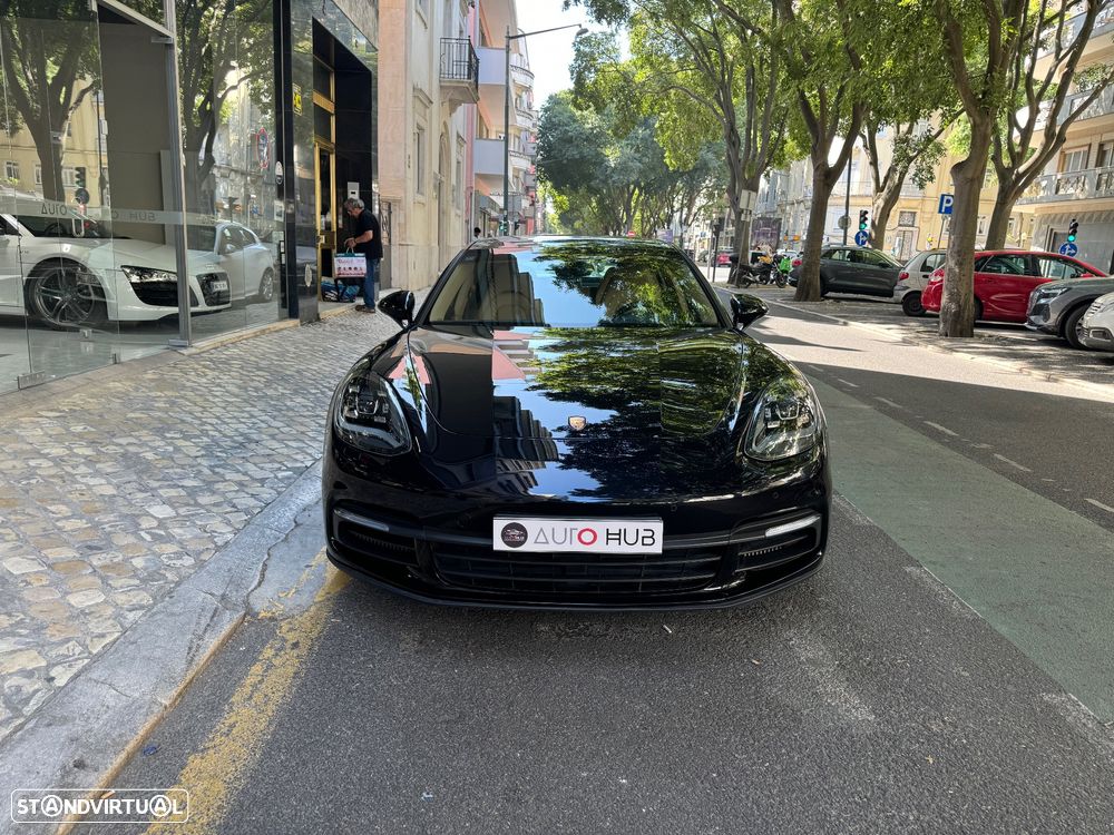Porsche Panamera 4 E-Hybrid - 3