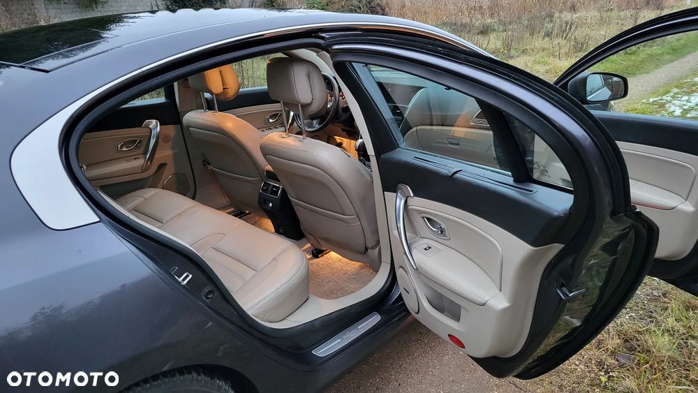 Renault Latitude - 7