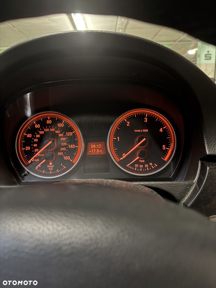 BMW Seria 3 335d - 32
