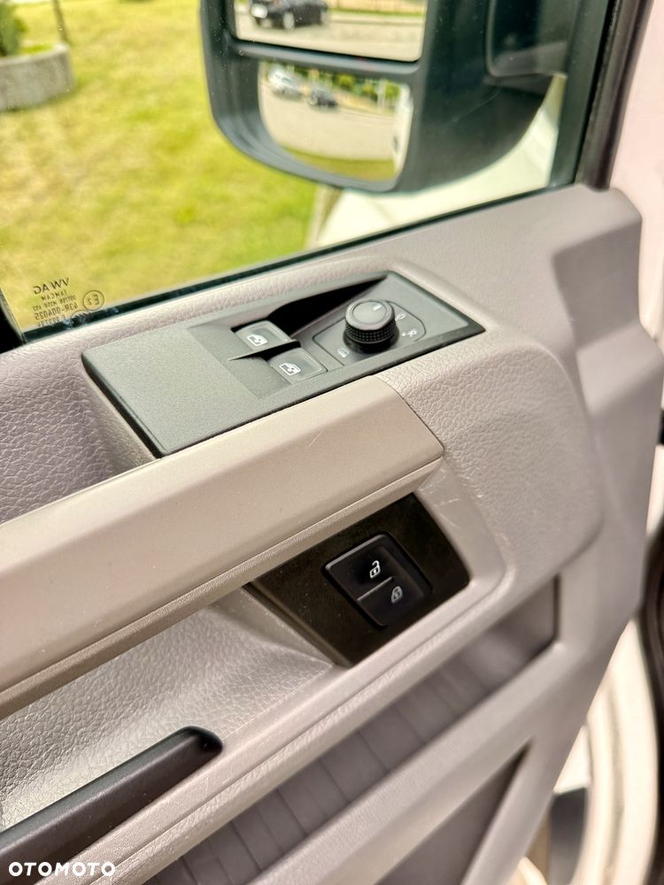 Volkswagen CRAFTER - 10