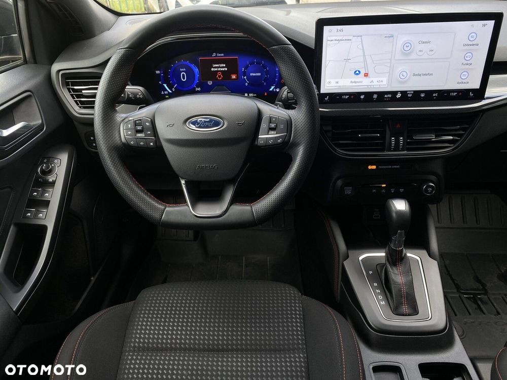 Ford Focus 1.0 EcoBoost mHEV ST-Line X - 11