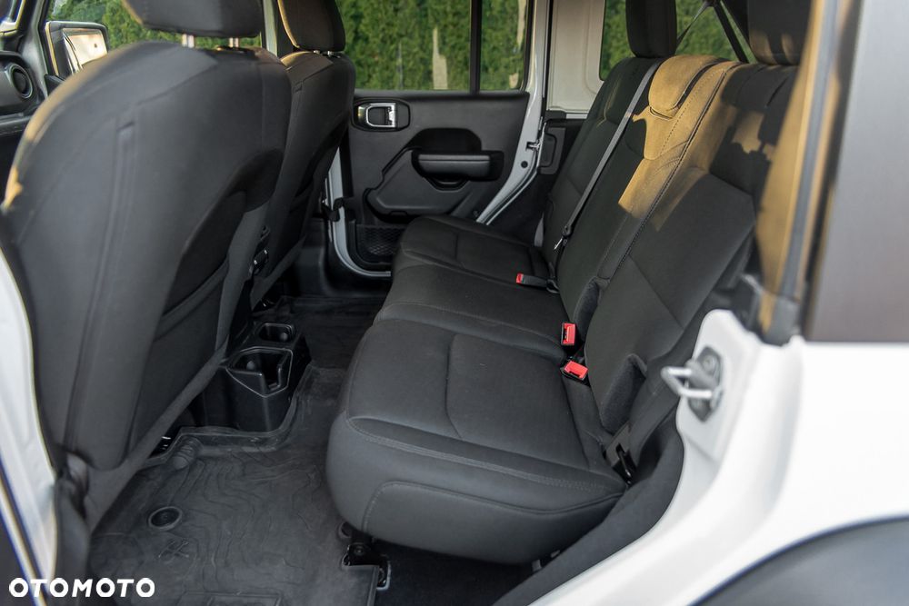 Jeep Wrangler 2.0 T-GDI AWD Automatik Sport - 34