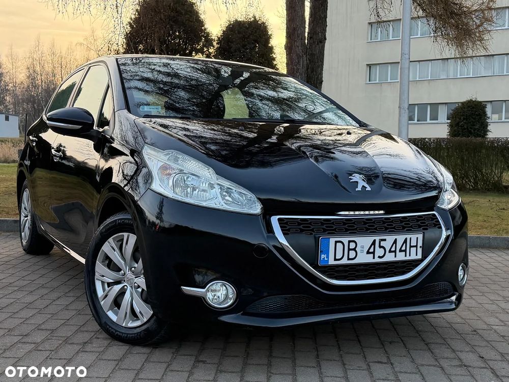 Peugeot 208 1.4 HDi Business Line - 1