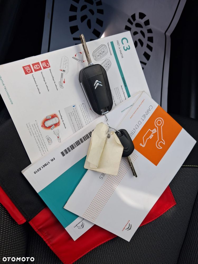 Citroën C3 Pure Tech 82 SHINE - 25