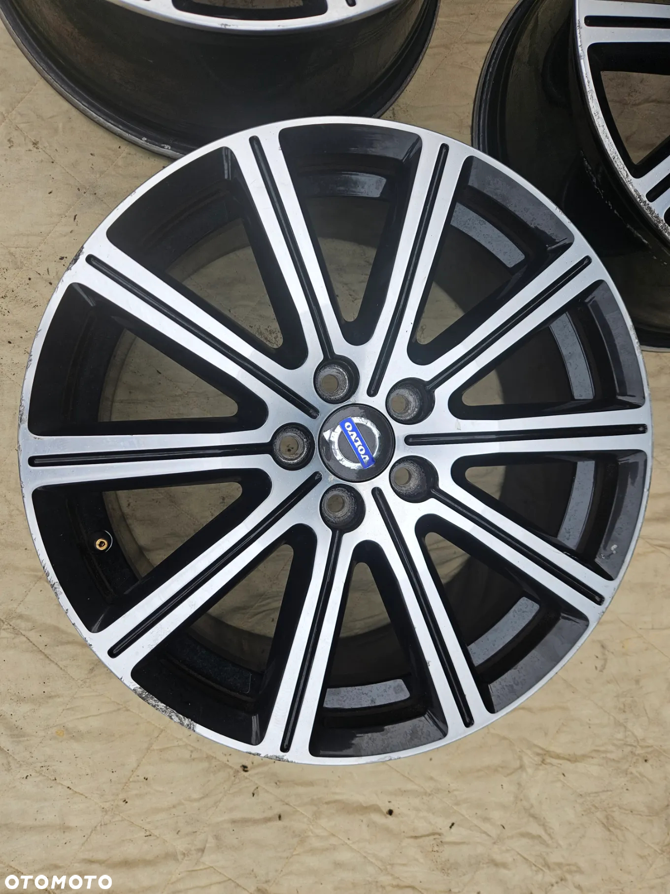 FELGI ALUMINIOWE VOLVO  18  5x108 8J ET55 ø63,4 - 5