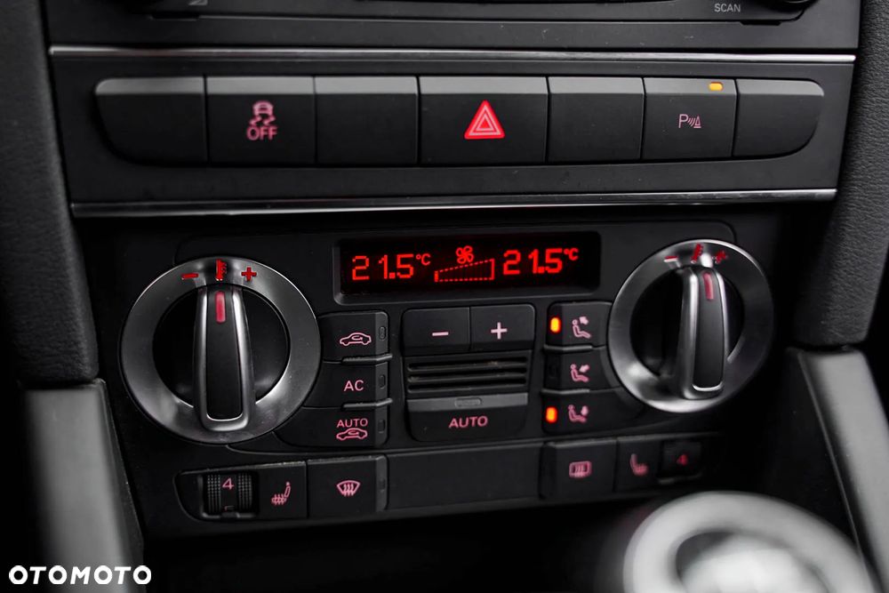 Audi A3 Sportback 1.6 TDI S line Sportpaket - 37