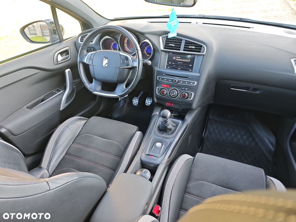 Citroën DS4 Crossback PureTech 130 S&S - 9