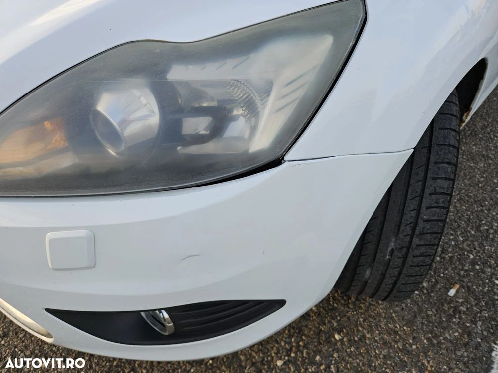 Ford Focus 1.6 TDCi DPF Titanium - 35