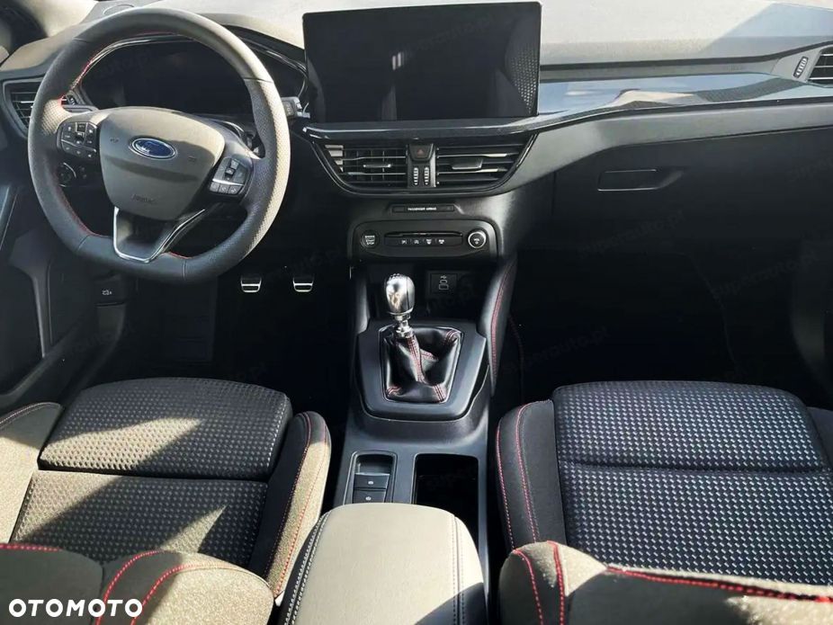Ford Focus - 9