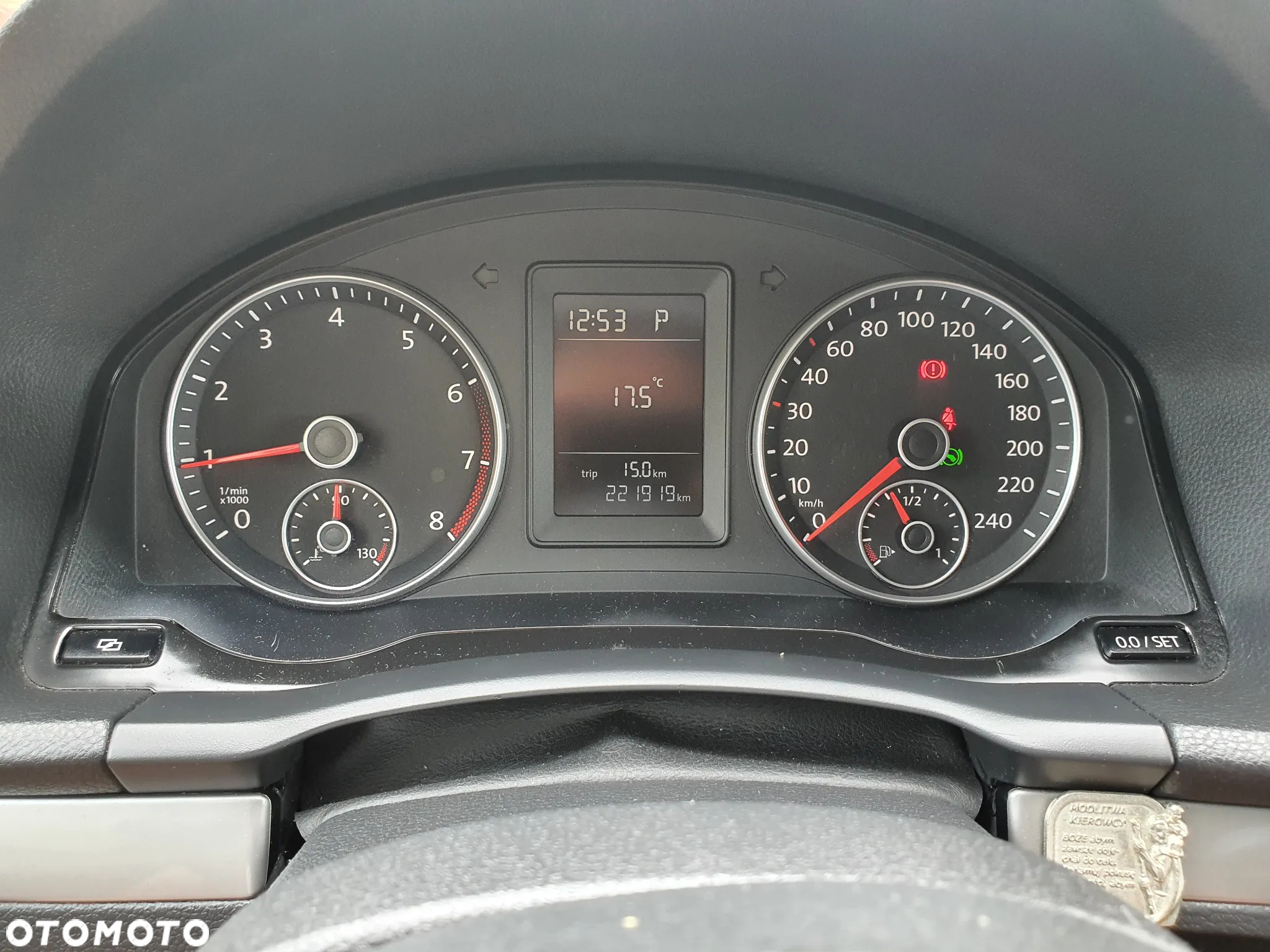 Volkswagen Jetta 1.6 Trendline DSG - 16