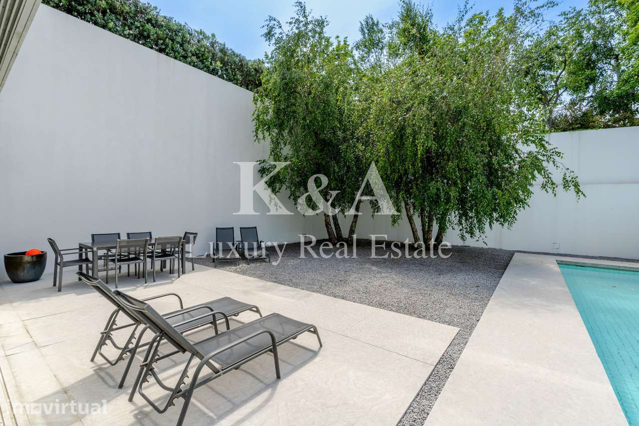 Moradia na Foz, com jardim e piscina - Grande imagem: 3/13