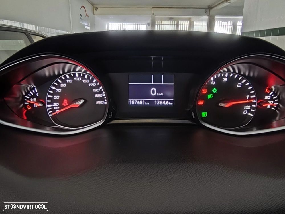 Peugeot 308 SW 1.6 BlueHDi GT Line - 20