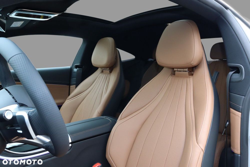 Mercedes-Benz CLE 300 mHEV 4-Matic AMG Line - 9
