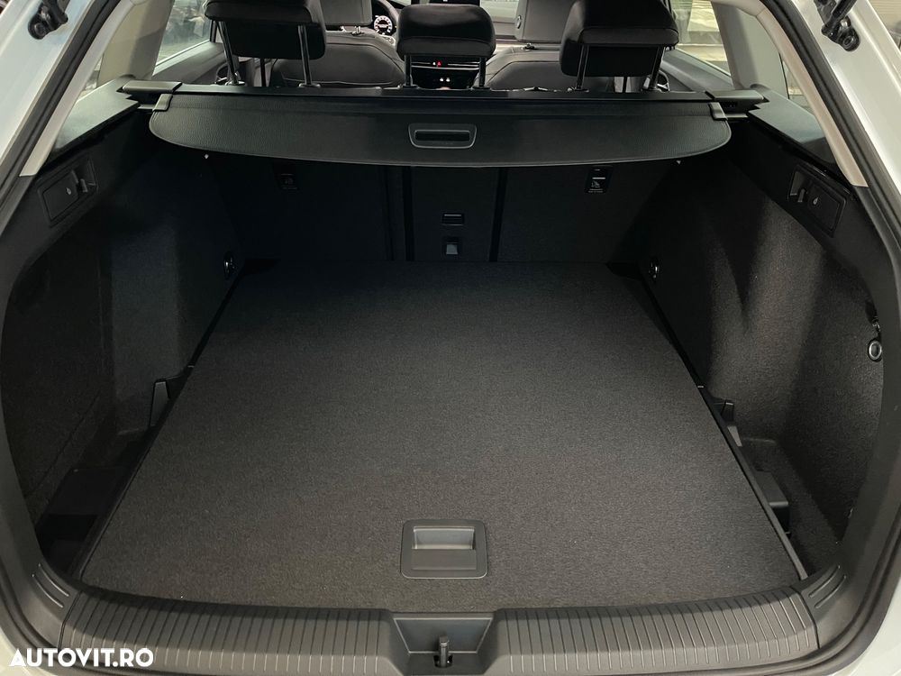 Volkswagen Golf Variant 1.5 eTSI MHEV 150CP DSG Style - 11