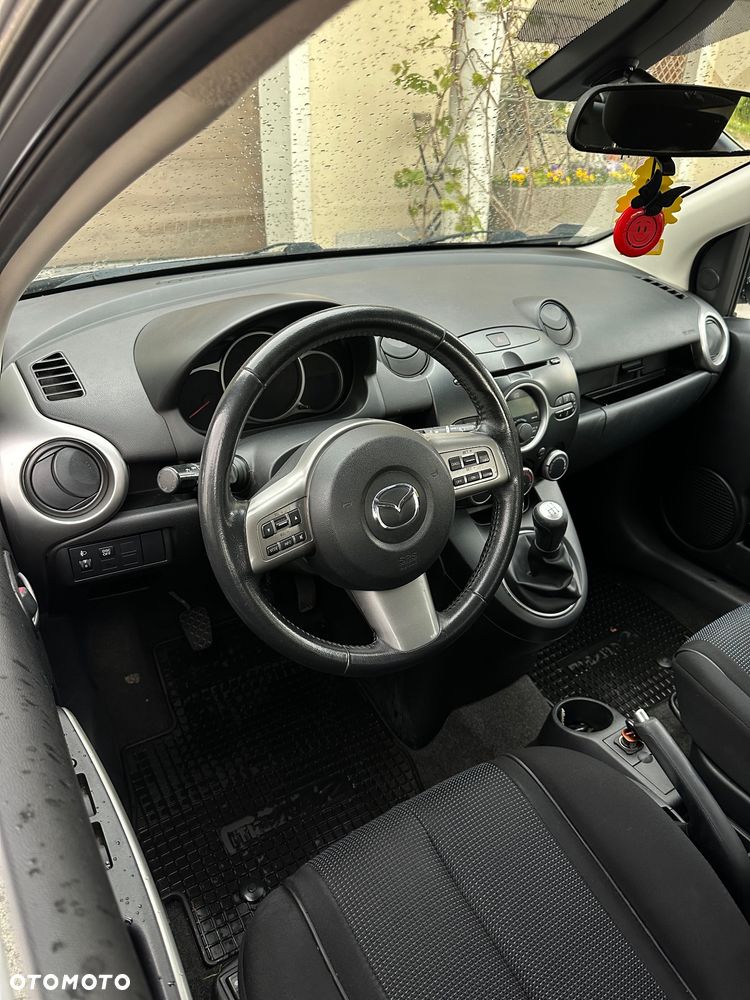 Mazda 2 1.5 Dynamic - 18
