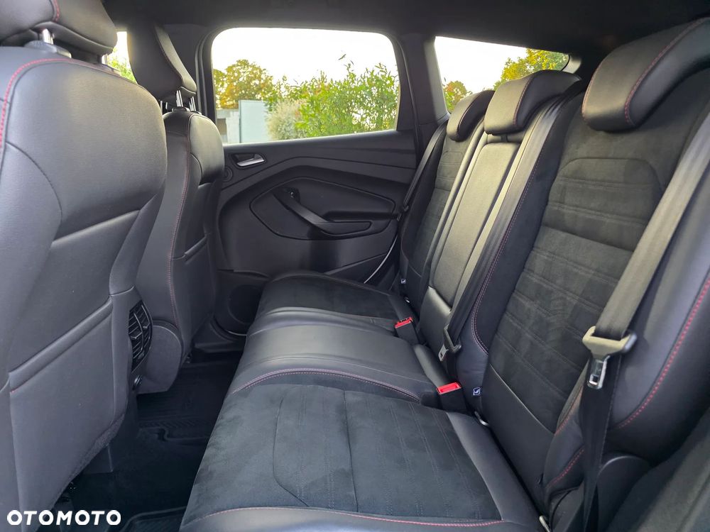 Ford Kuga 2.0 TDCi FWD ST-Line - 35