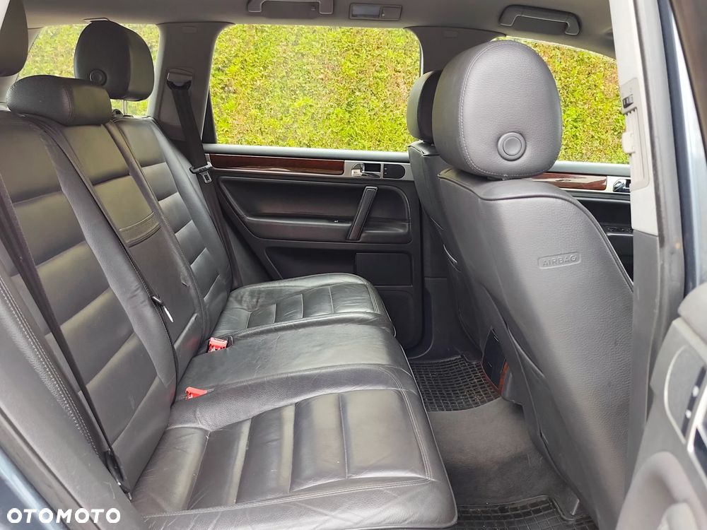 Volkswagen Touareg - 17